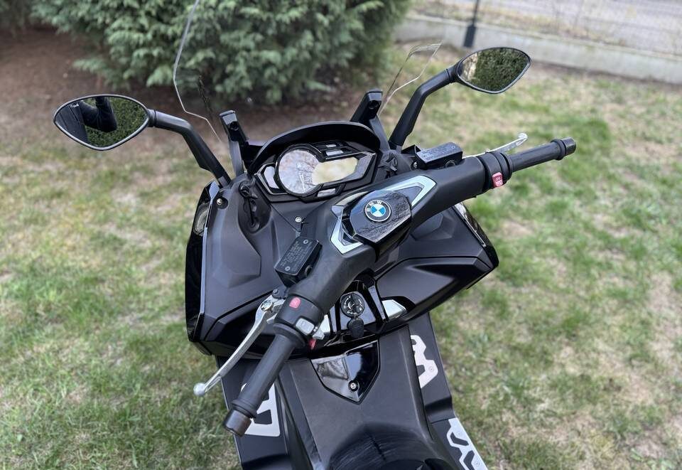 
								BMW C650 SPORT full									