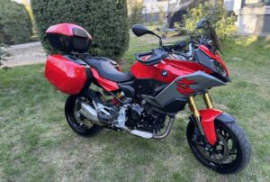 BMW F900 XR