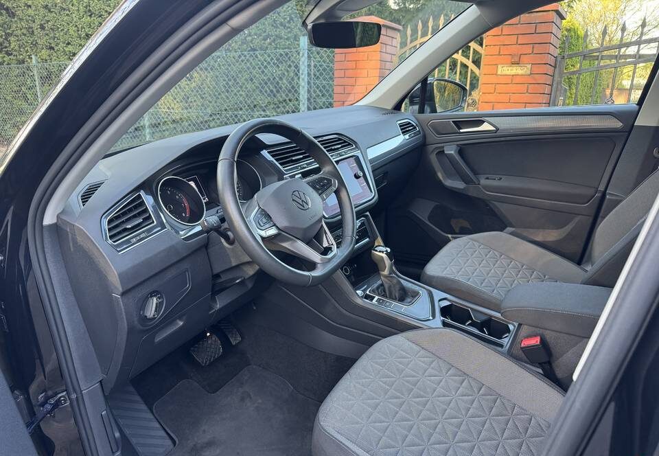 
								Volkswagen Tiguan full									