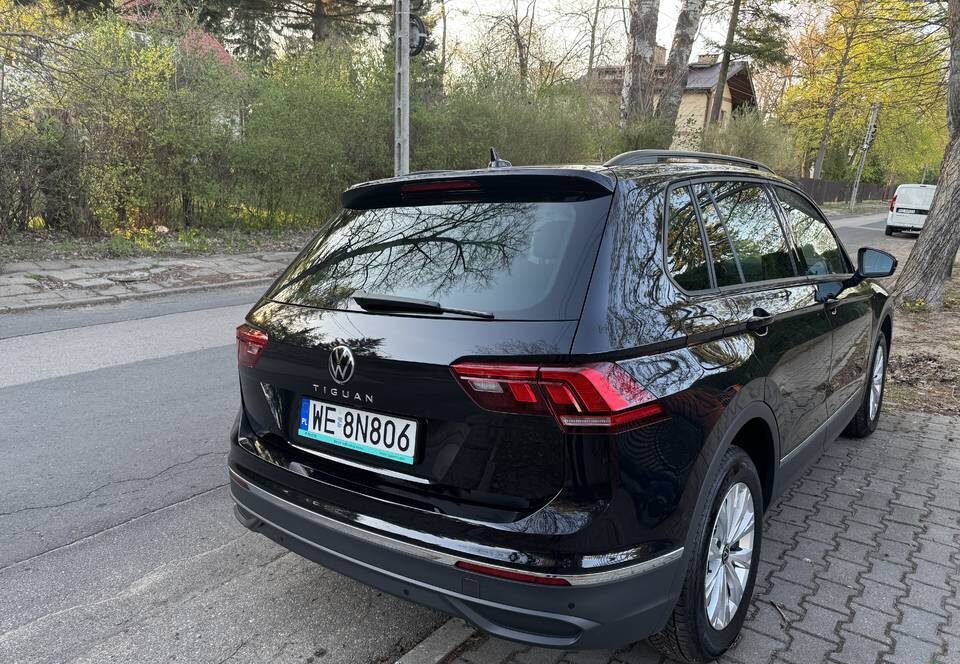 
								Volkswagen Tiguan full									