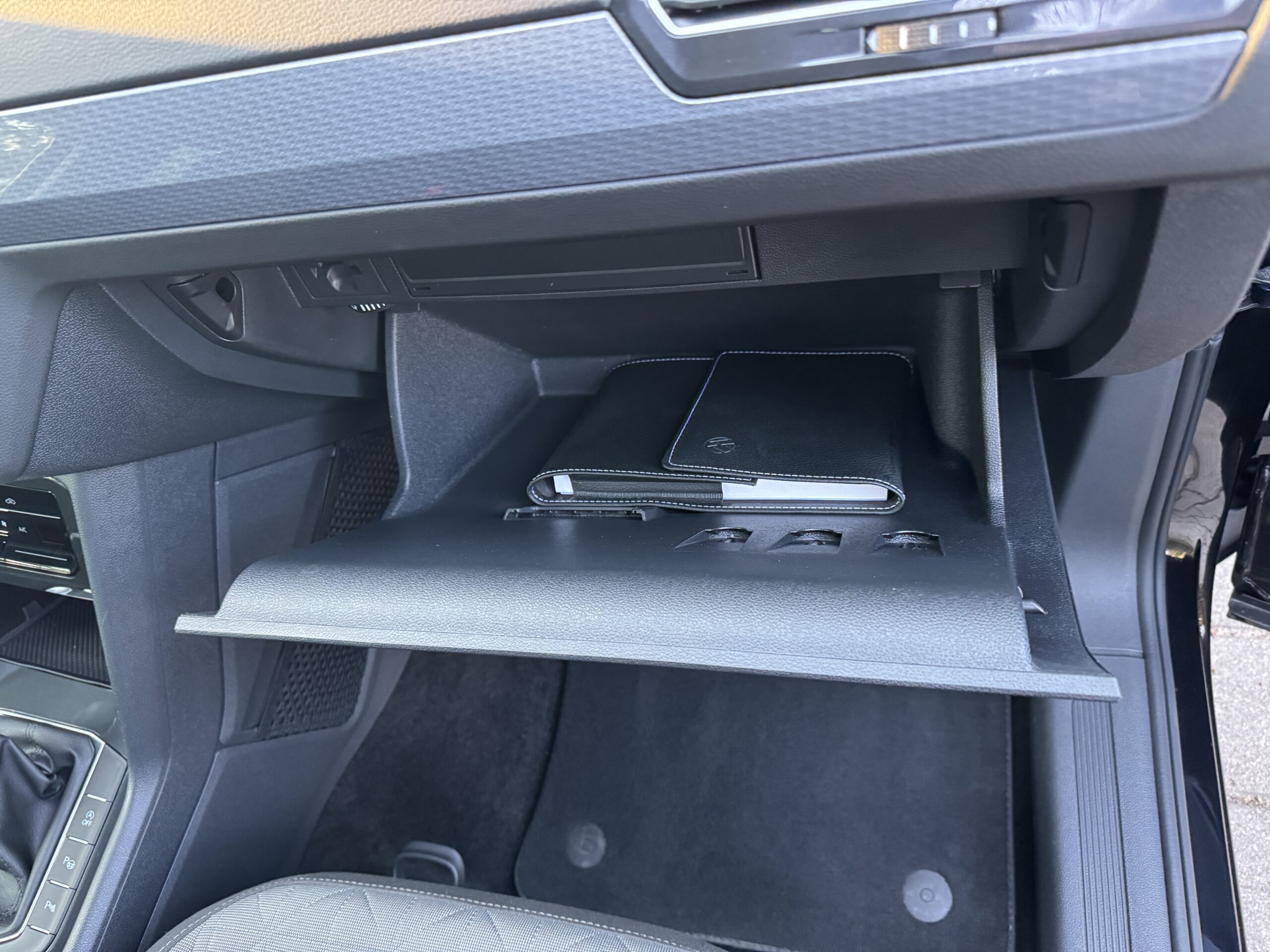 
								Volkswagen Tiguan full									