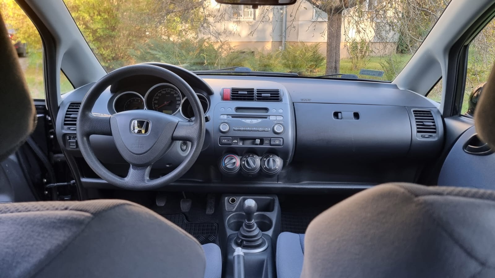 
								Honda Jazz full									